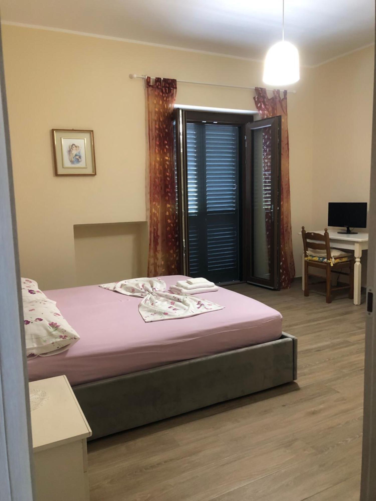 Stanze Private In Villa Torino Esterno foto